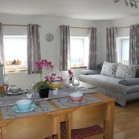 Esterer Apartament